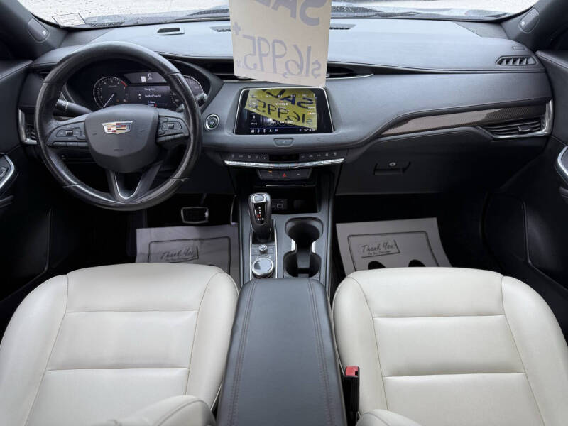 2019 Cadillac XT4 Sport