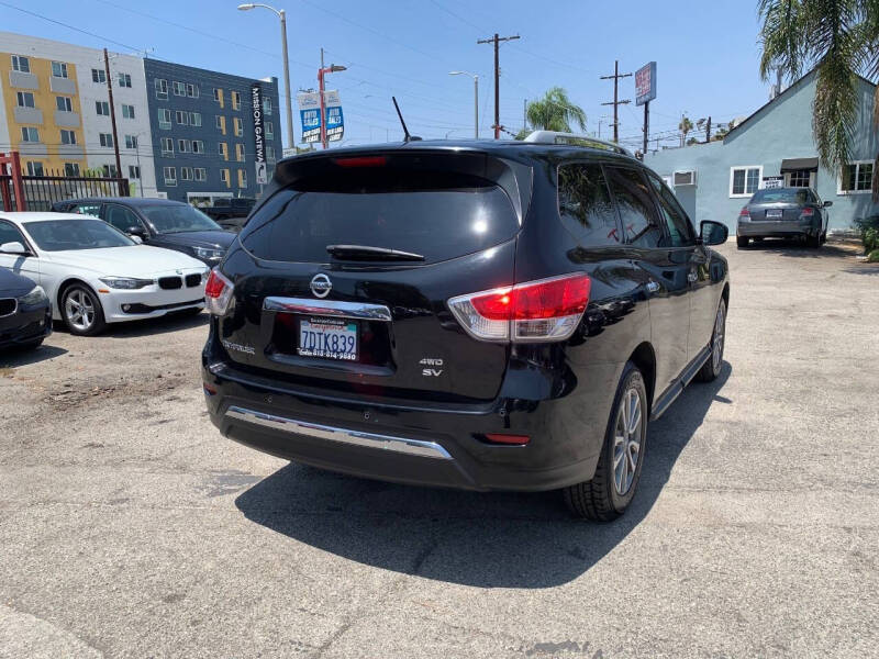 2014 Nissan Pathfinder SV