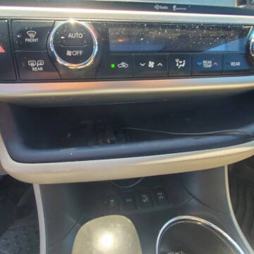 2015 Toyota Highlander Limited Platinum