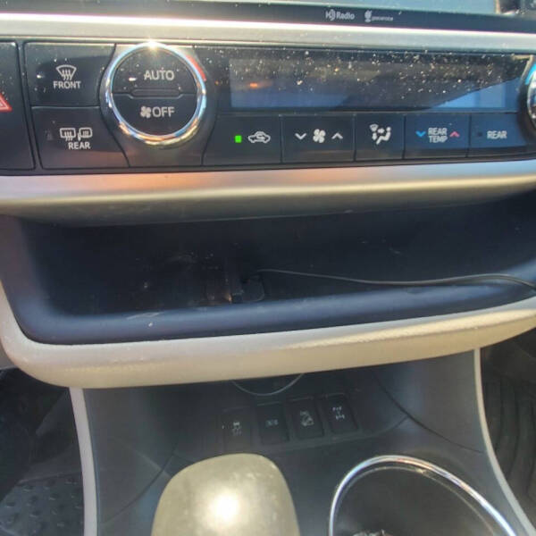 2015 Toyota Highlander Limited Platinum