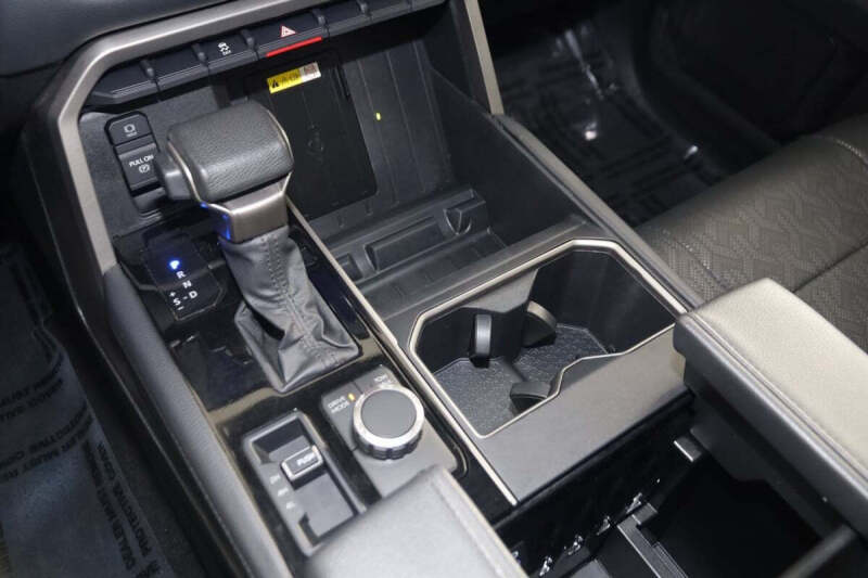 2023 Toyota Tundra Limited HV