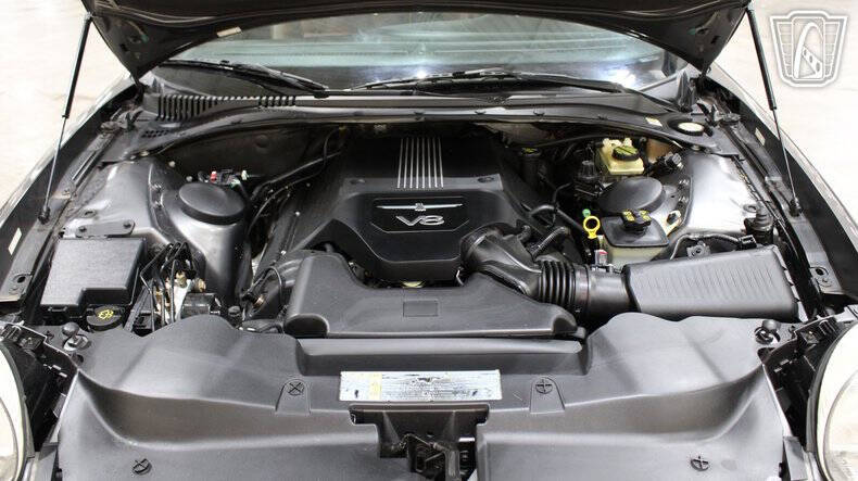 2003 Ford Thunderbird