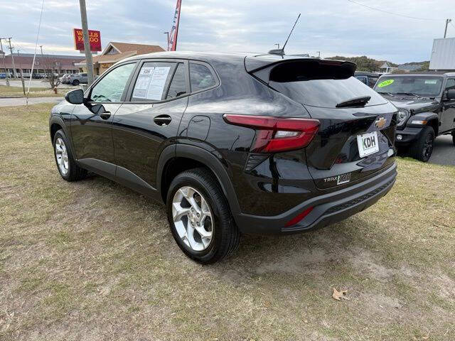 2024 Chevrolet Trax LS