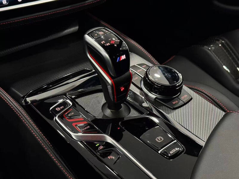 2022 BMW M5 CS