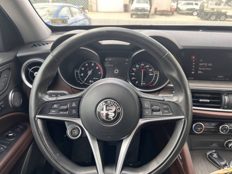2018 Alfa Romeo Stelvio Ti