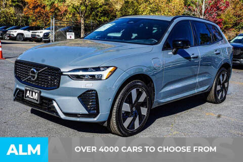 2024 Volvo XC60 Recharge T8 Plus Dark Theme