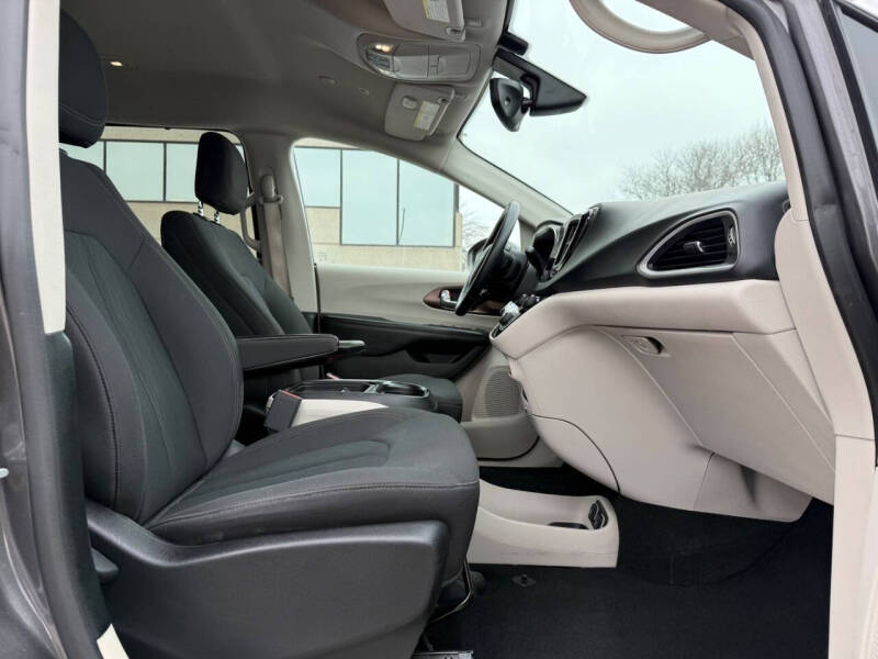 2019 Chrysler Pacifica Touring Plus