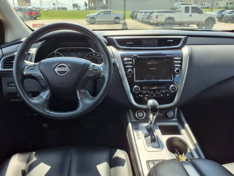 2023 Nissan Murano SV