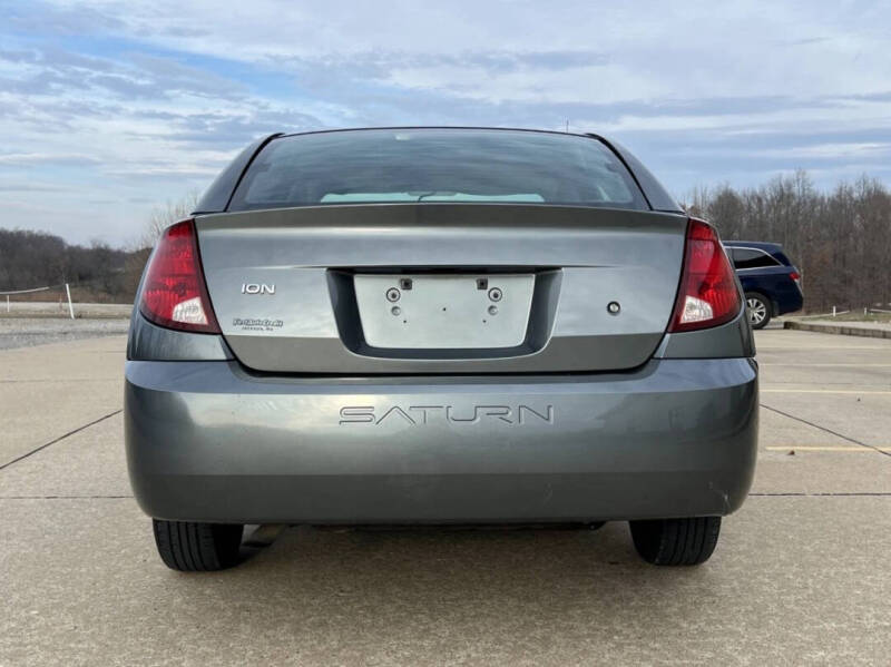 2005 Saturn Ion 2