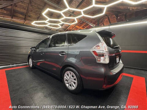 2012 Toyota Prius v Three