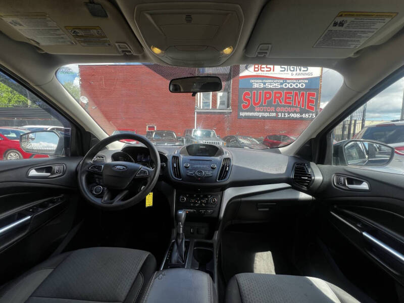 2017 Ford Escape SE
