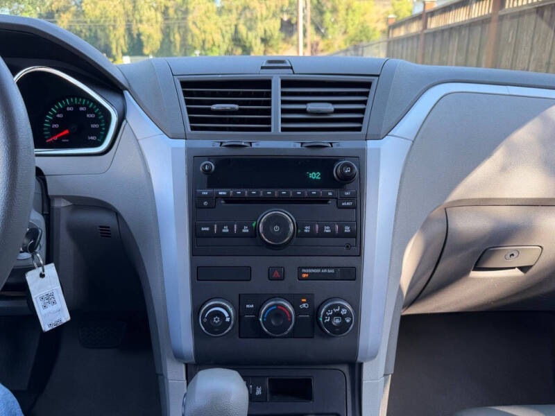 2012 Chevrolet Traverse LS