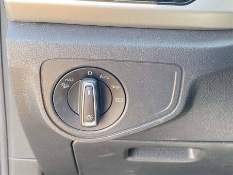 2022 Volkswagen Atlas Cross Sport V6 SEL R-Line 4Motion