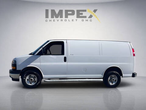 2023 GMC Savana 2500