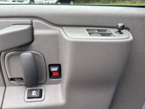 2025 Chevrolet Express 2500