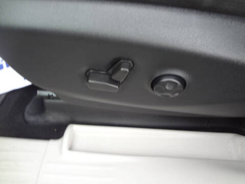 2021 Chrysler Voyager LX