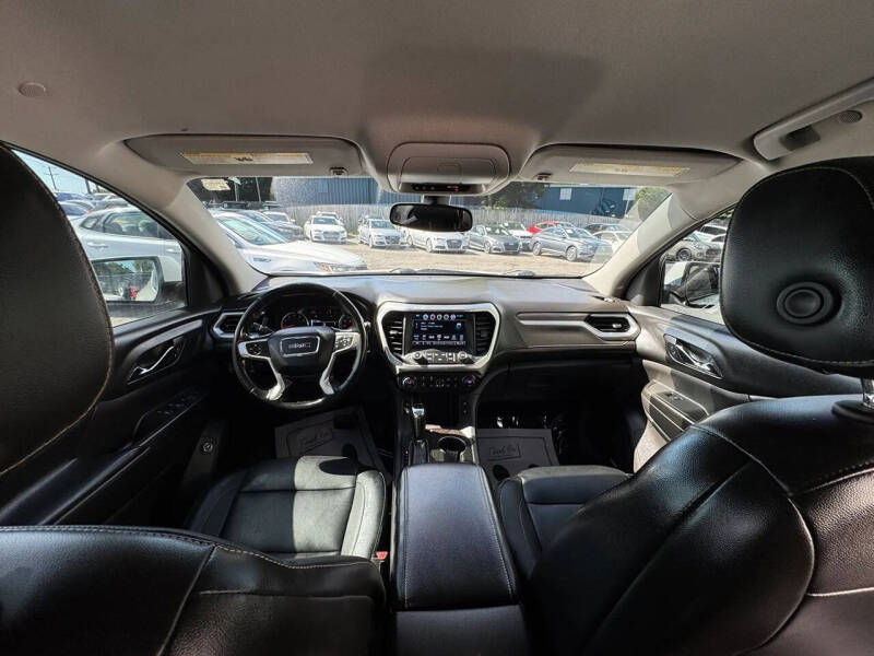 2018 GMC Acadia SLT-1