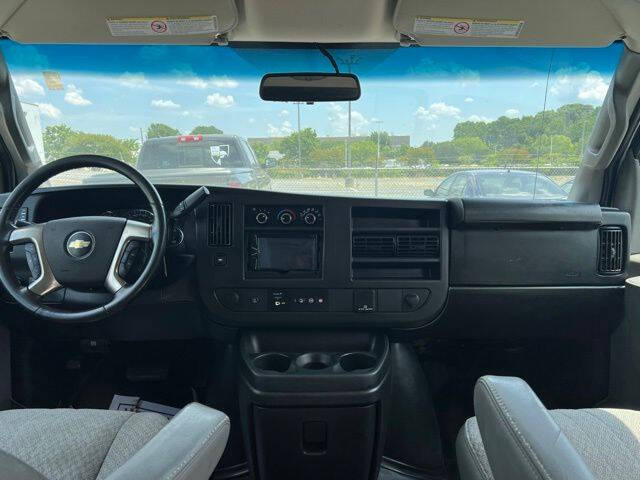 ChevroletExpress19