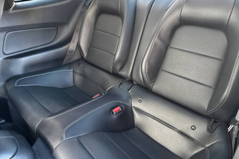 2021 Ford Mustang EcoBoost Premium