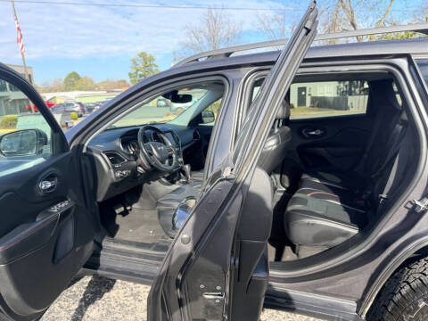 2020 Jeep Cherokee Trailhawk