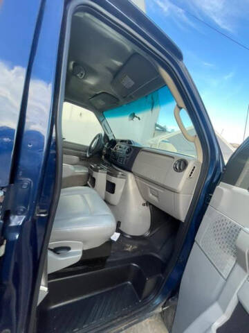 2012 Ford E-Series