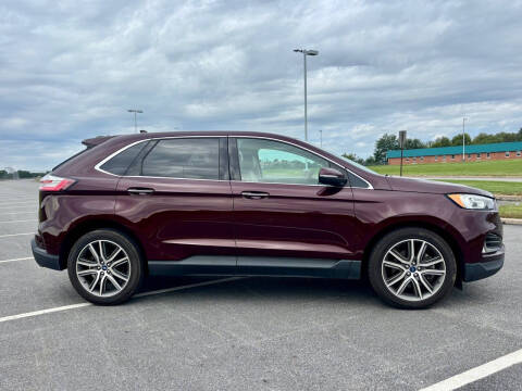 2019 Ford Edge Titanium