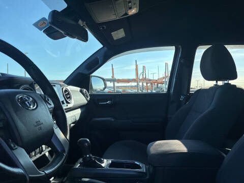 2018 Toyota Tacoma TRD Sport