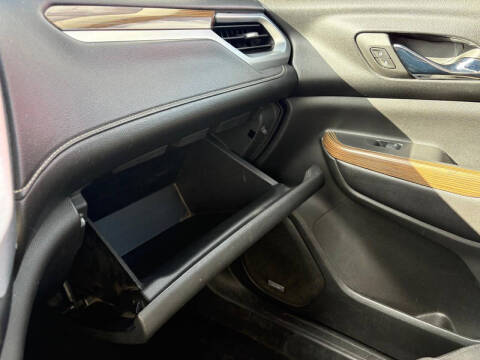 2017 GMC Acadia SLE-2