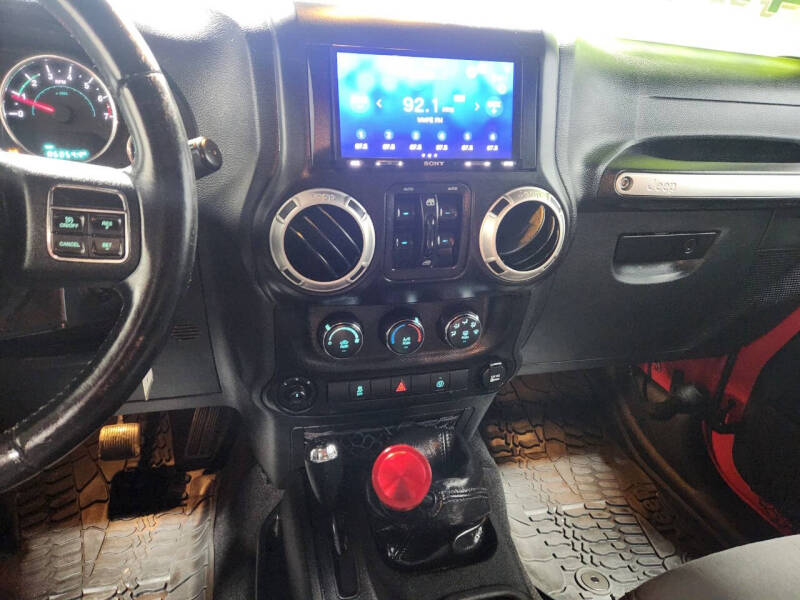 2016 Jeep Wrangler Unlimited Sahara