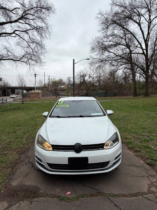 2015 Volkswagen Golf TSI S