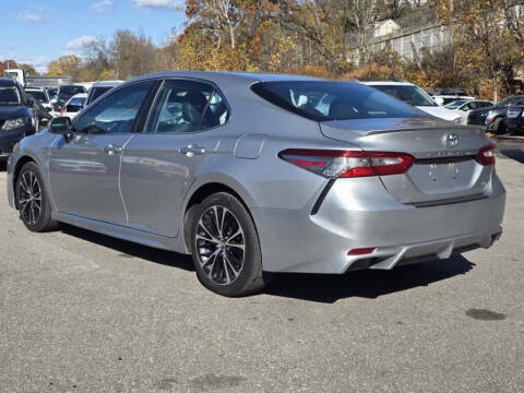 2018 Toyota Camry SE