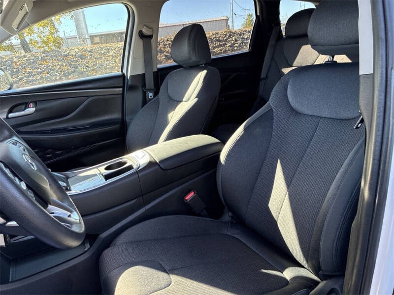 2023 Hyundai Santa Fe SE