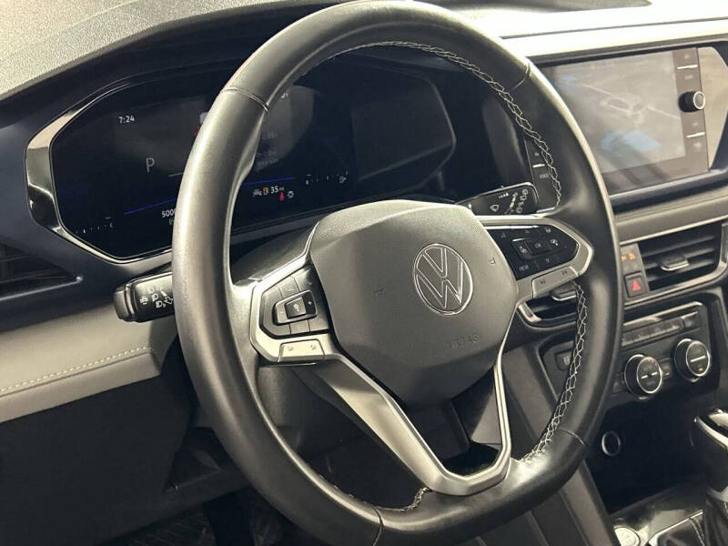 2024 Volkswagen Taos SE