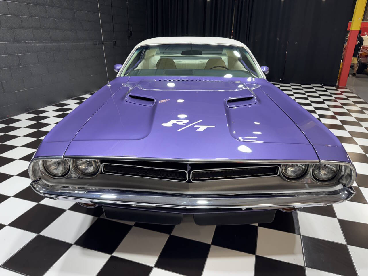 1971 Dodge Challenger 17