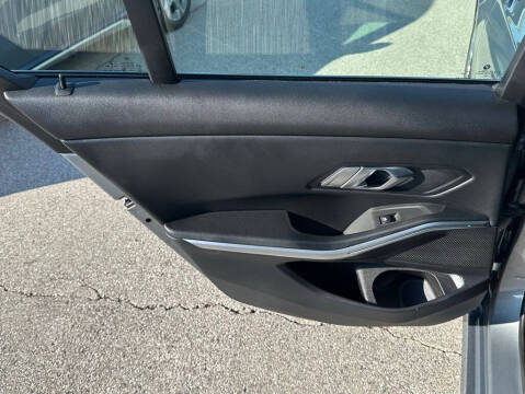 2023 BMW 3 Series 330i