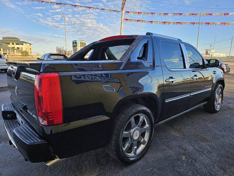 2011 Cadillac Escalade EXT Premium