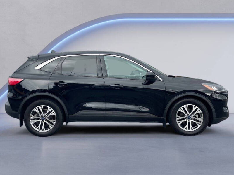 2022 Ford Escape Hybrid SEL