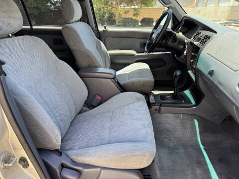 2000 Toyota 4Runner SR5