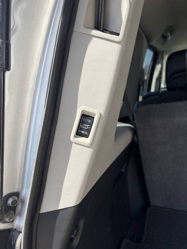 2015 Nissan Armada Platinum
