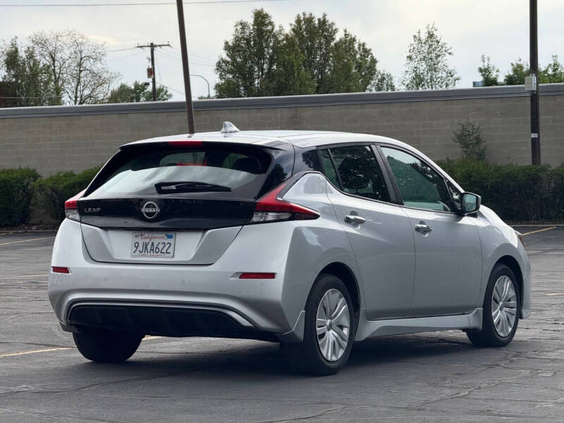 2023 Nissan LEAF S