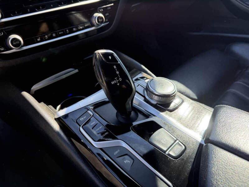 2019 BMW 5 Series 530e iPerformance