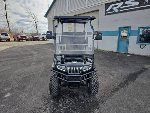 2025 Evolution Maverick 2 + 2