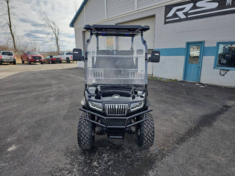 2025 Evolution Maverick 2 + 2