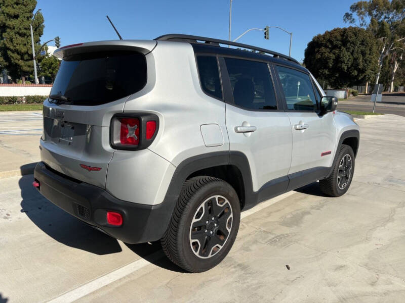 2017 Jeep Renegade Trailhawk