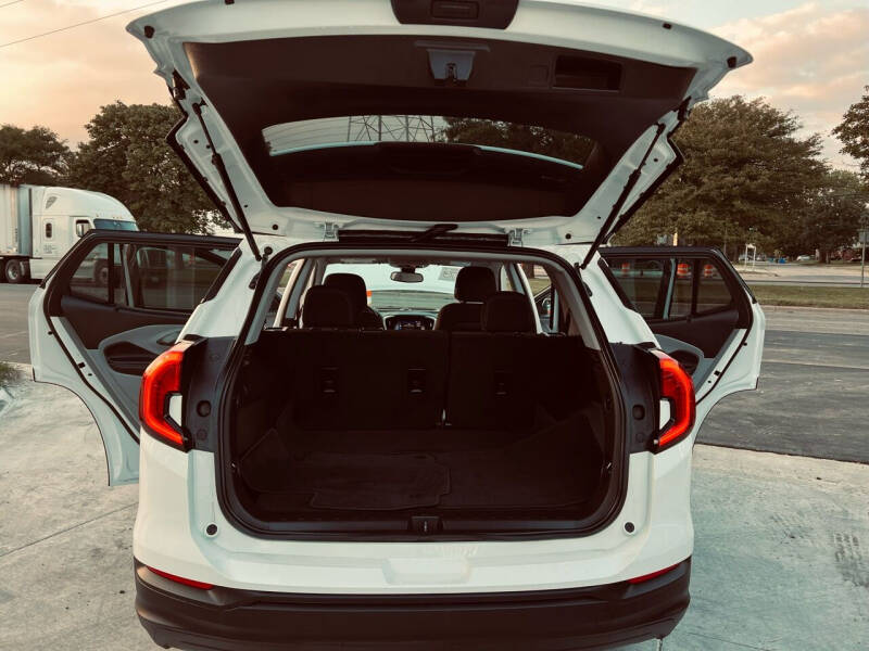 2022 GMC Terrain SLE
