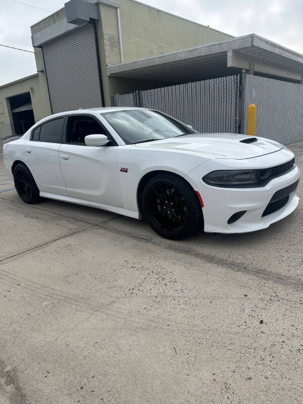 2019 Dodge Charger R/T's photo