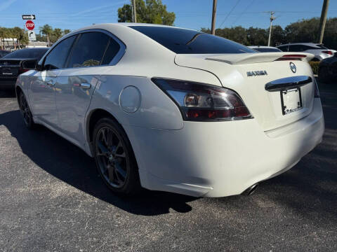 2012 Nissan Maxima