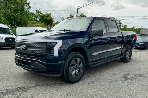 2025 Ford F-150 Lightning Flash