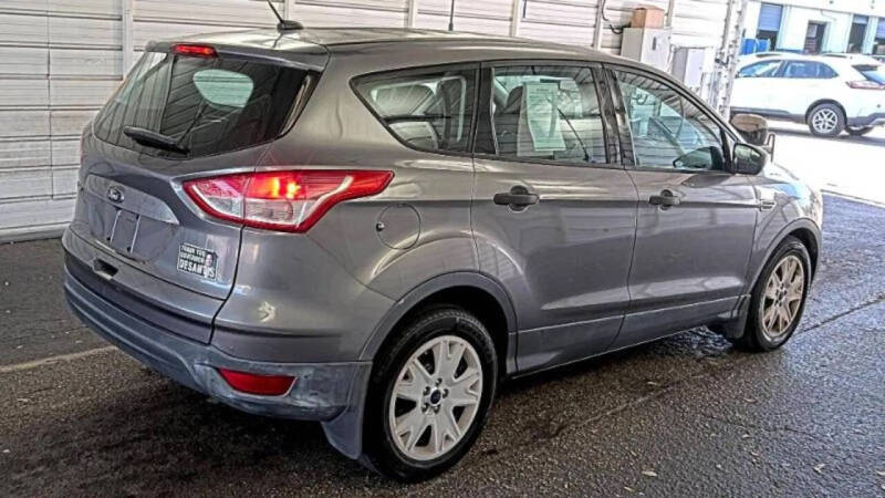 2014 Ford Escape S