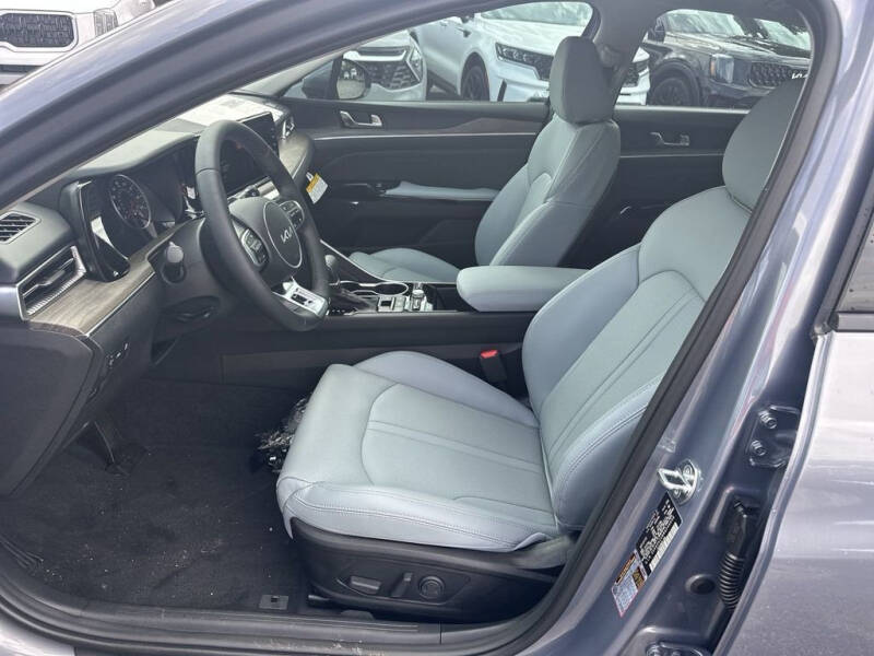 2024 Kia K5 EX